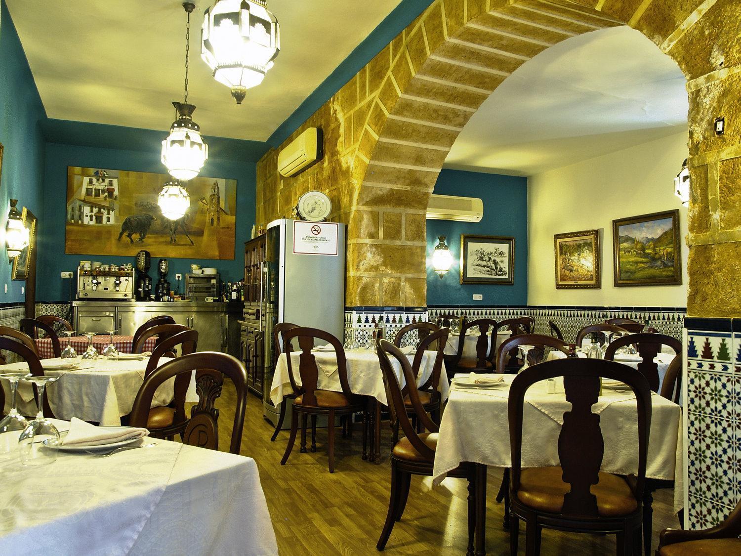 Hostal El Caballo Blanco Osuna Esterno foto