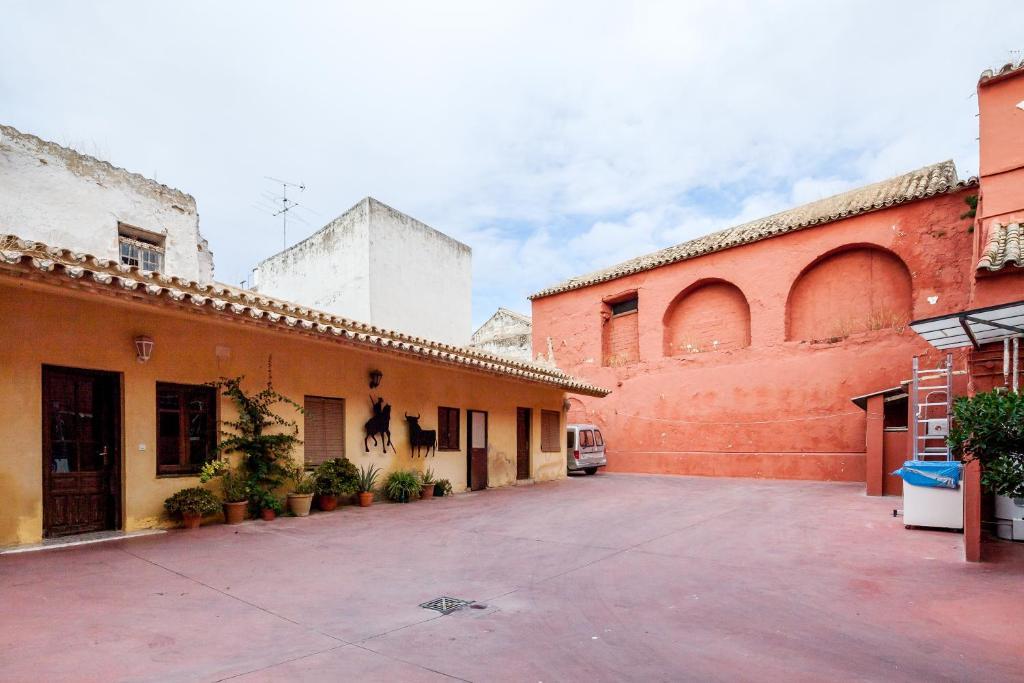 Hostal El Caballo Blanco Osuna Esterno foto